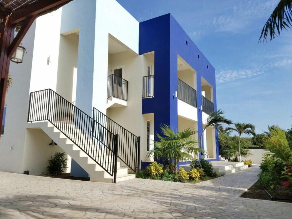 Andira Apartments Willemstad Kültér fotó