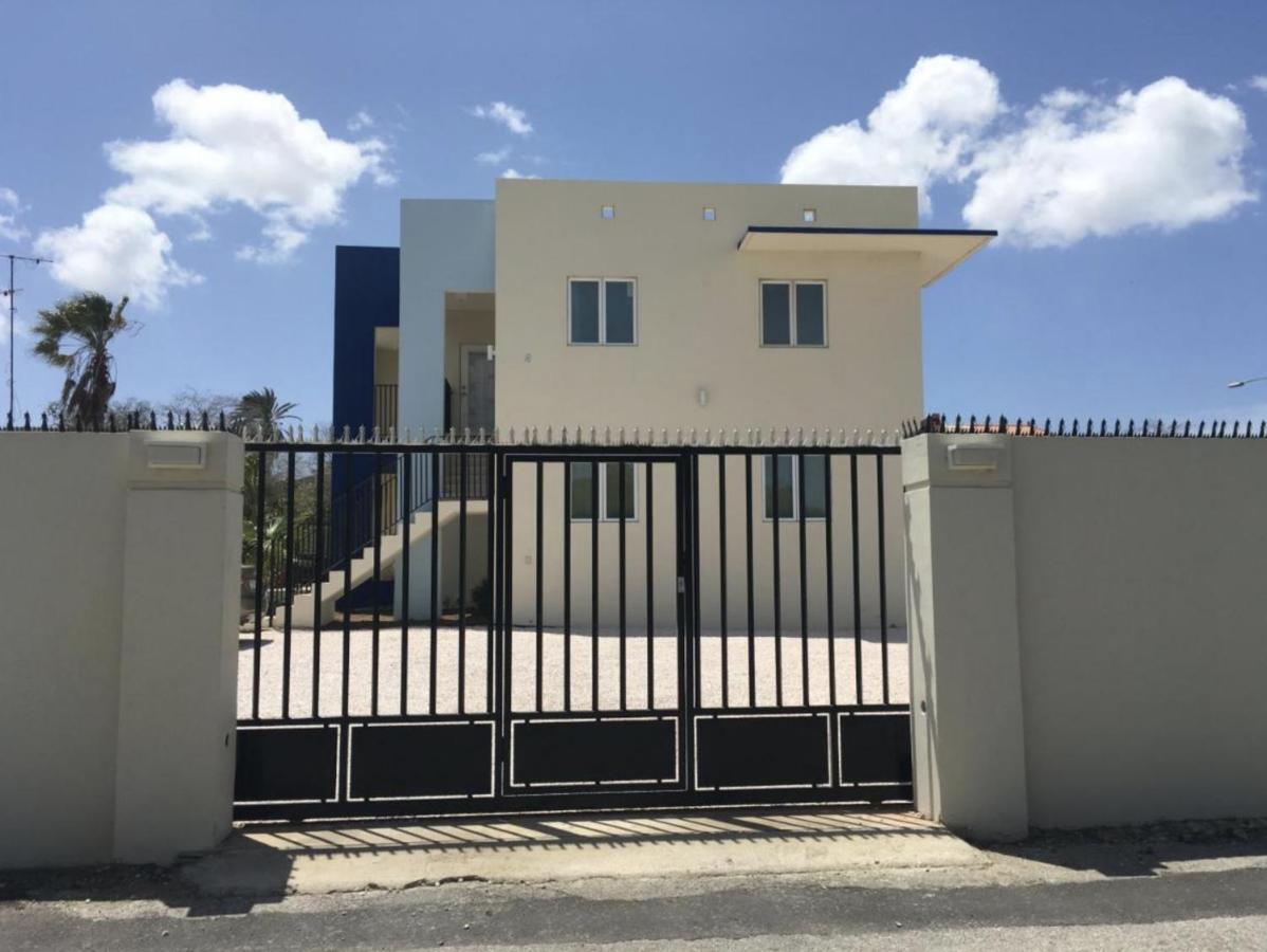 Andira Apartments Willemstad Kültér fotó
