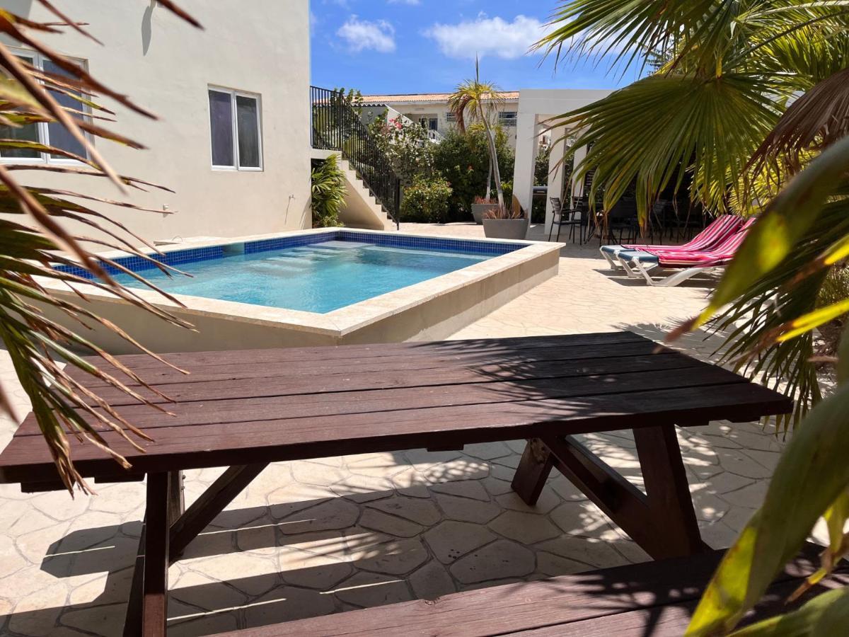 Andira Apartments Willemstad Kültér fotó