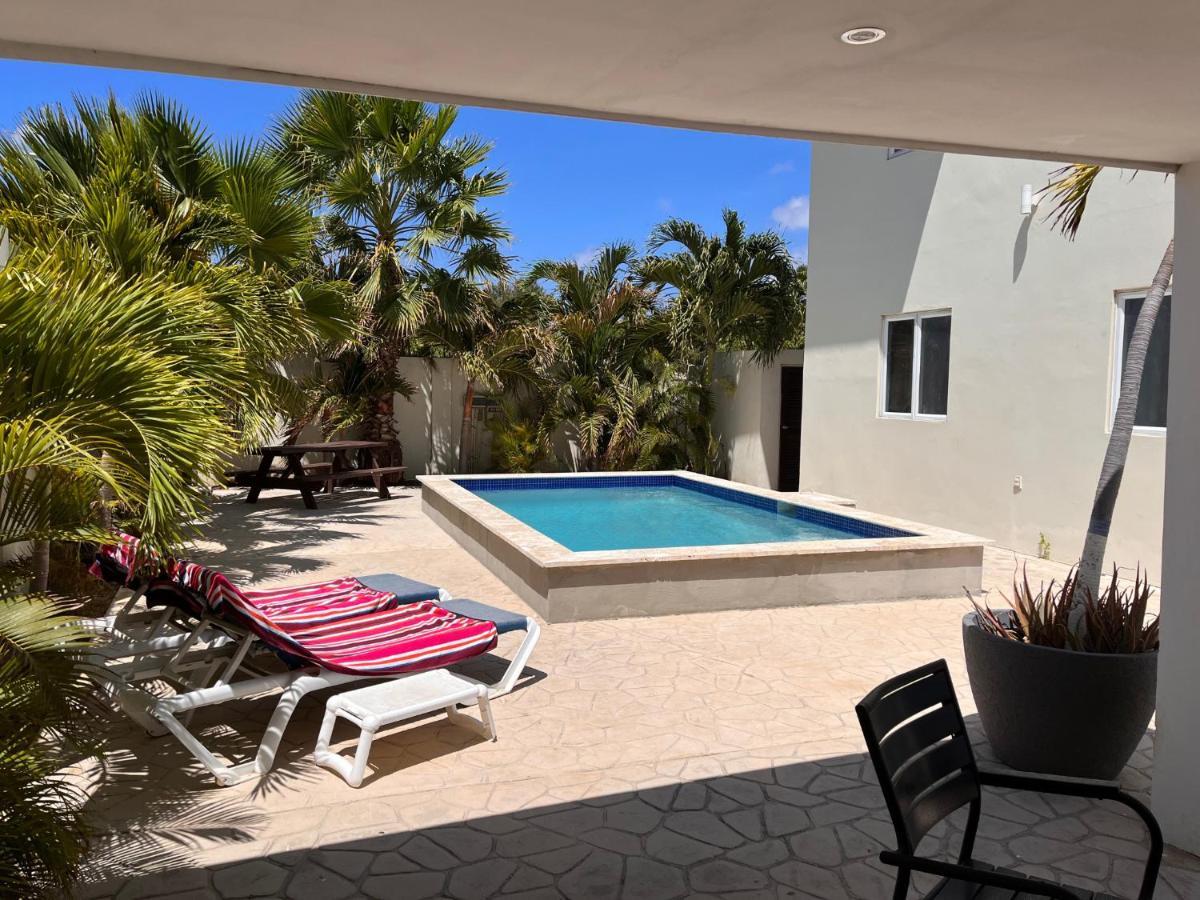 Andira Apartments Willemstad Kültér fotó